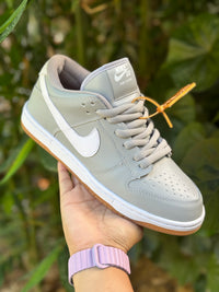 Dunk grey