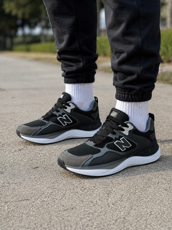 New Balance H900
